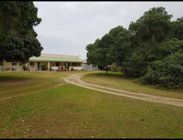 FARM FOR SALE IN HANSMOESKRAAL